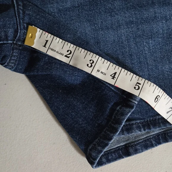 Pilcro and the Letterpress Boyfriend Slim Women's Denim Shorts Size 31 - Picture 10 of 12